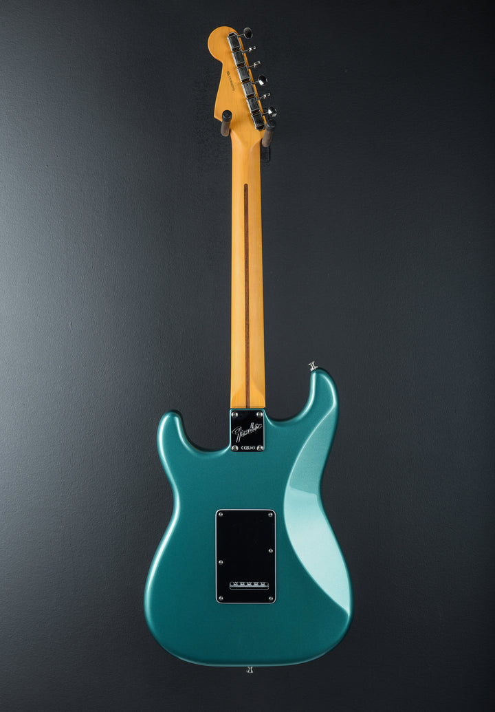 American Professional Classic Stratocaster HSS - Faded Sherwood Green Metallic