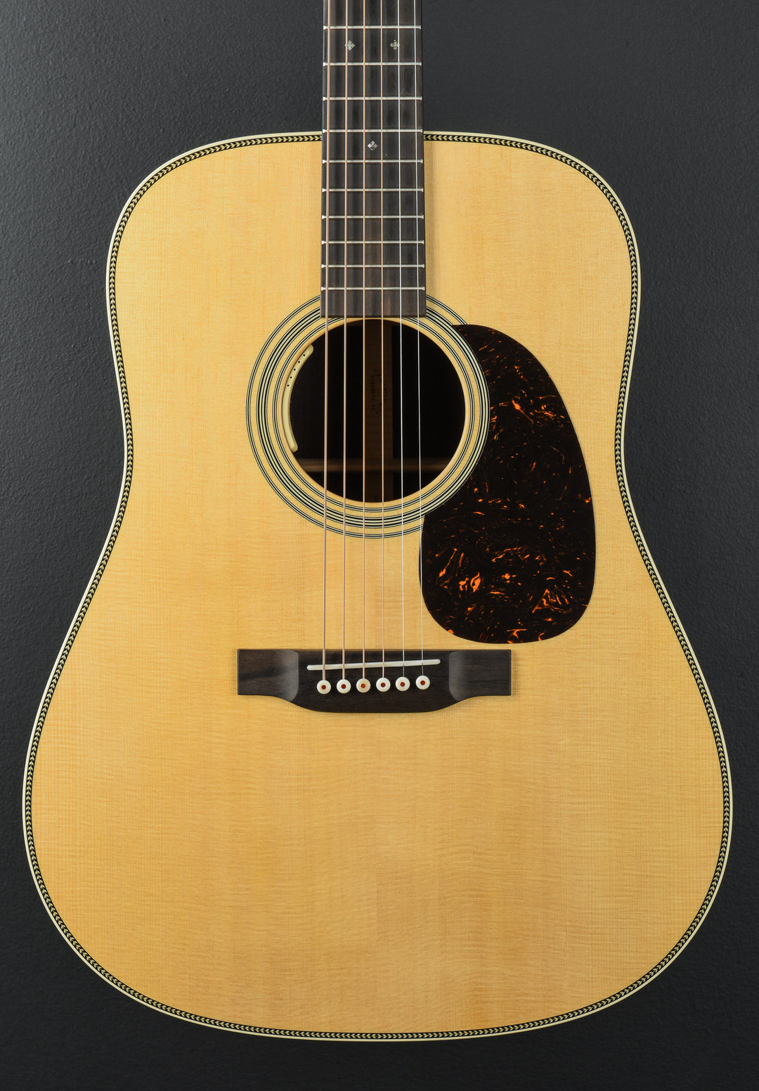 HD-28E w/LR Baggs Anthem - Gloss Natural