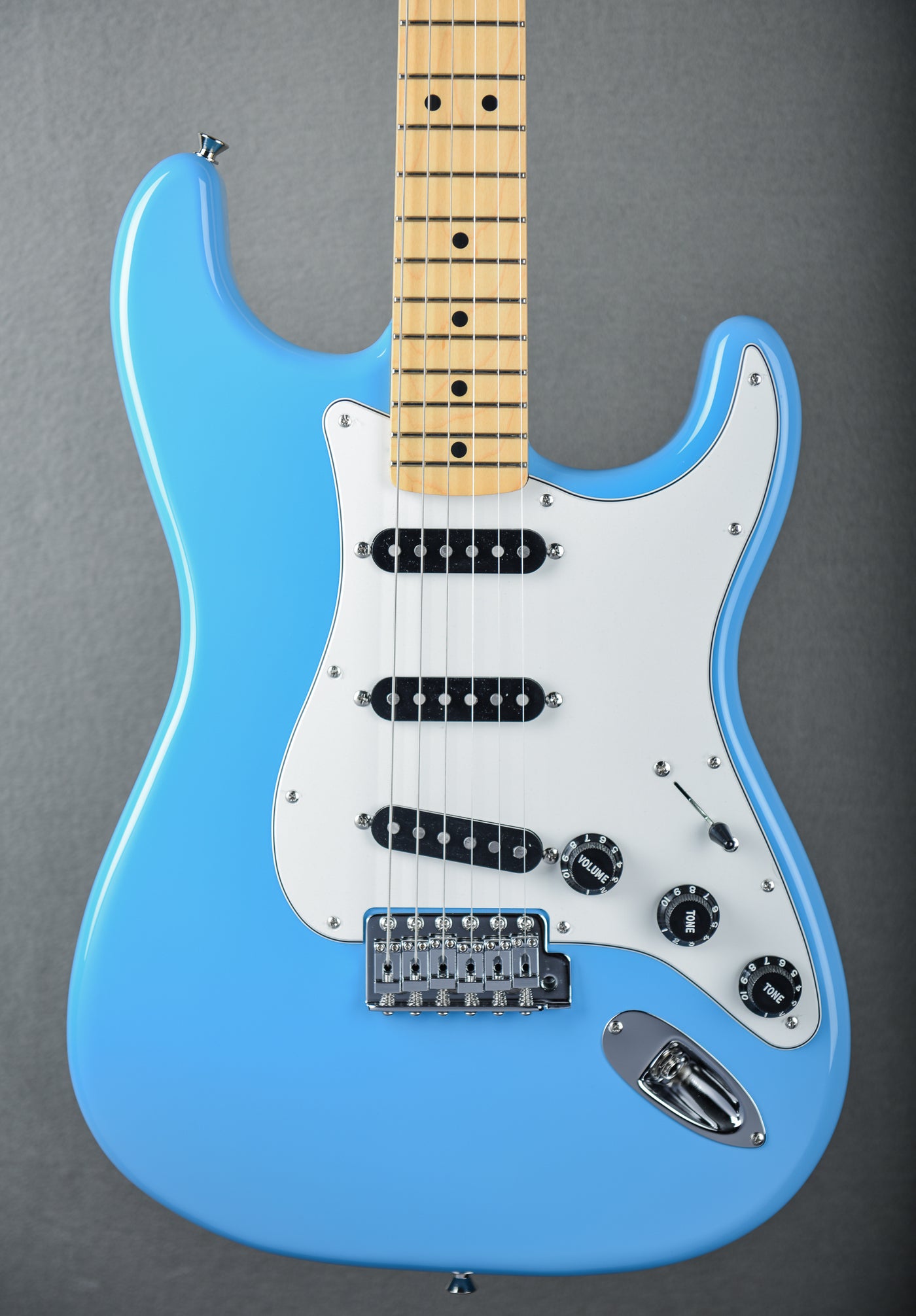 MIJ Limited International Color Stratocaster - Maui Blue w/Maple