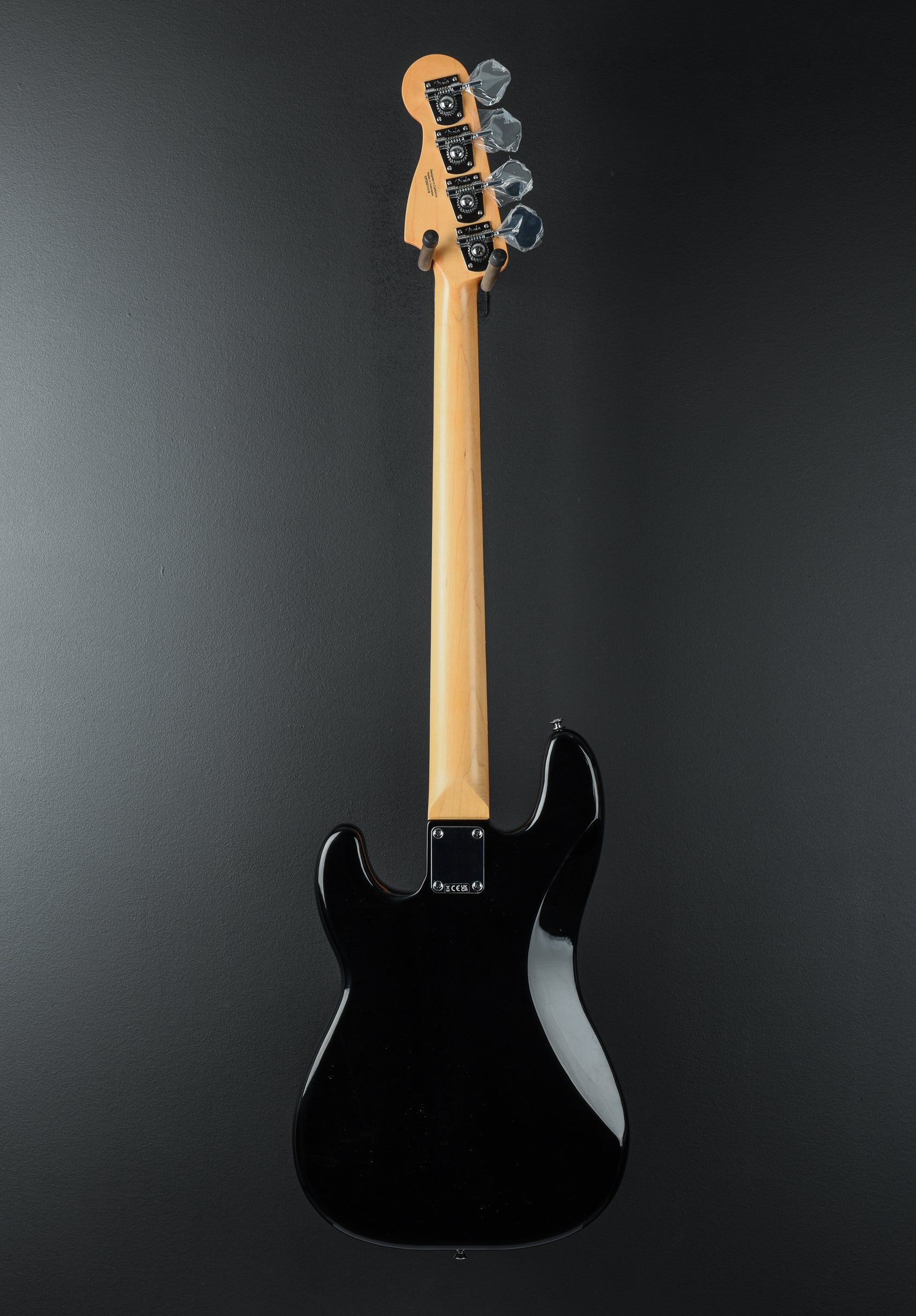 Fender Precision Bass ブラック Standard Precision Bass - Black w/Indian Laurel – Dave's Guitar Shop