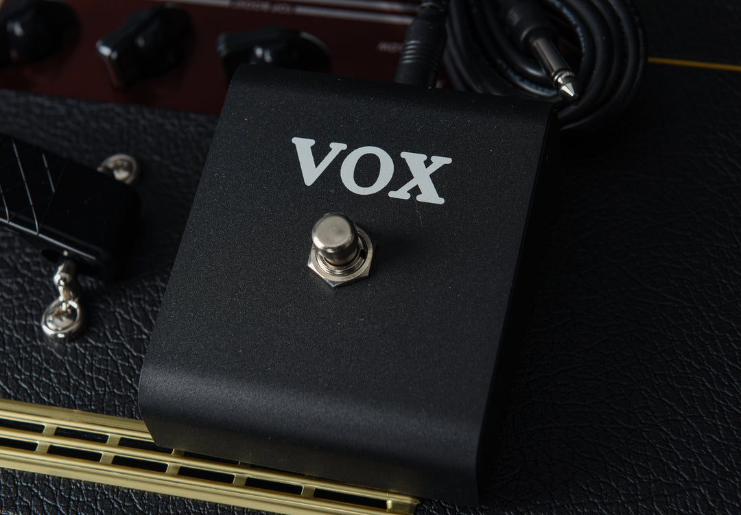 AC-10 HAND-WIRED GUITAR AMPLIFIER