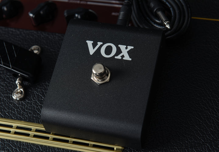 AC-10 HAND-WIRED GUITAR AMPLIFIER