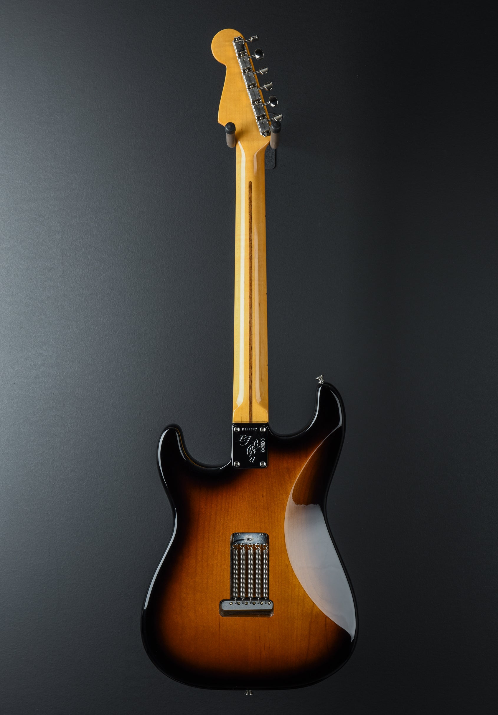 Eric Johnson Stratocaster Maple - Two Color Sunburst – Dave's