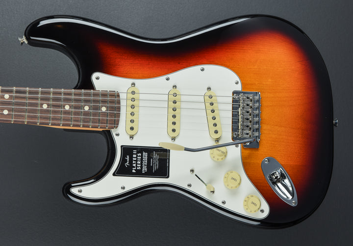 Player II Stratocaster Left Hand - 3-Color Sunburst W/Rosewood