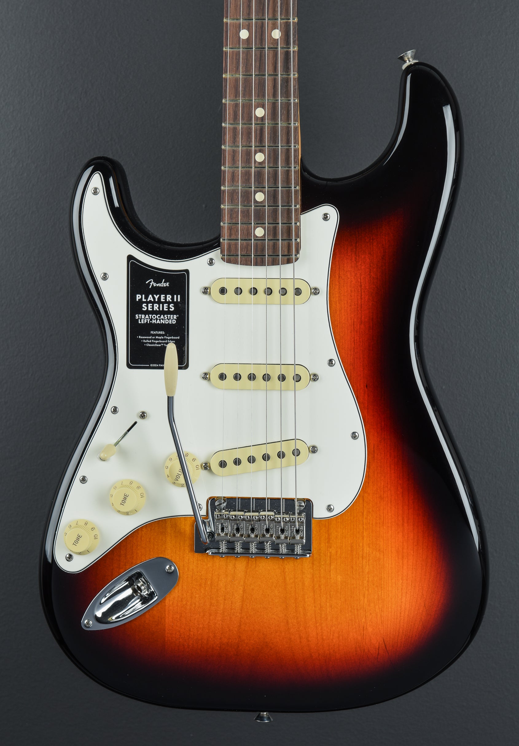 Player II Stratocaster Left Hand - 3-Color Sunburst W/Rosewood