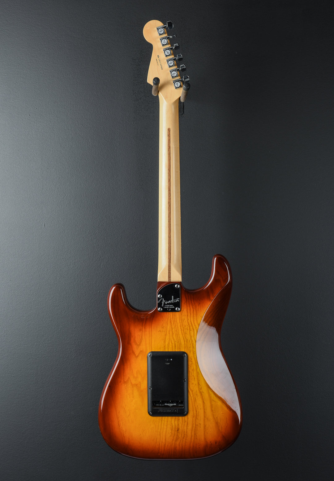 USED American Deluxe Ash Stratocaster '11