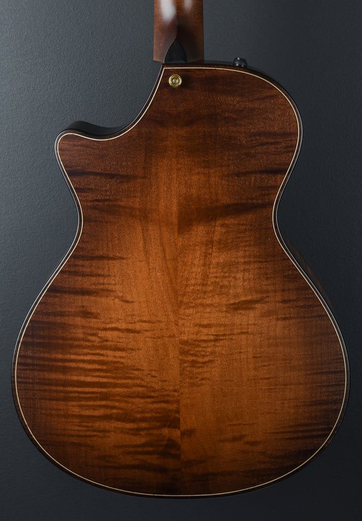 USED Builder’s Edition 652CE WHB 12 String &