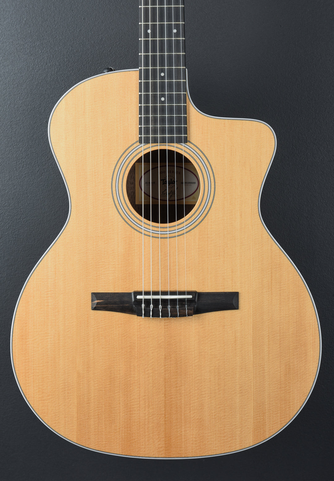 USED 214CE-N Walnut &