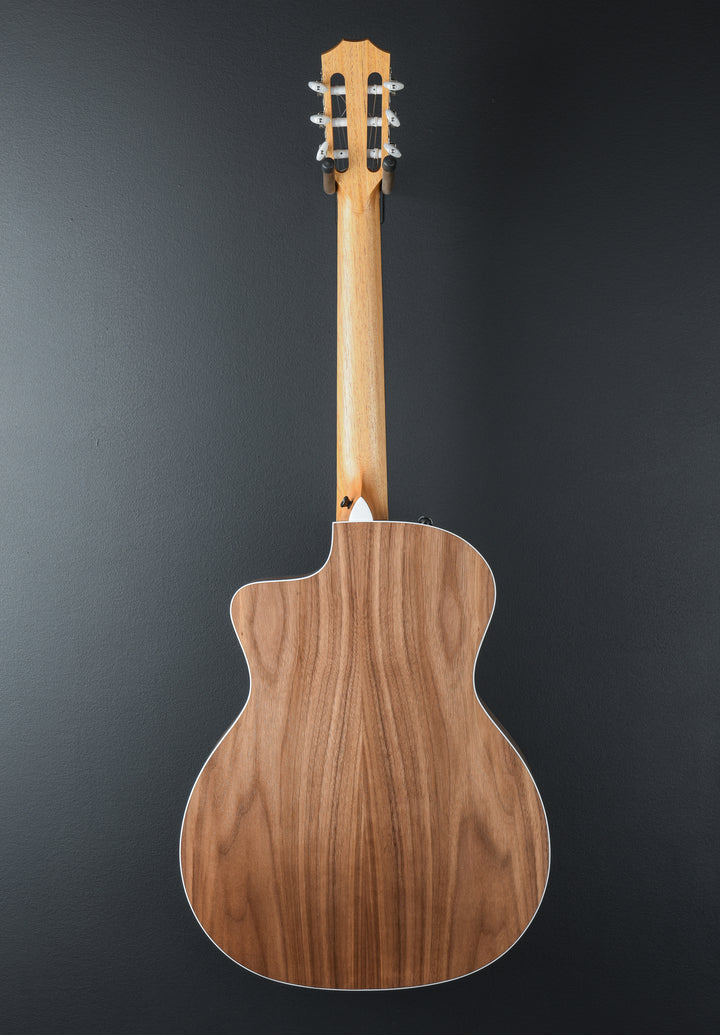 USED 214CE-N Walnut &