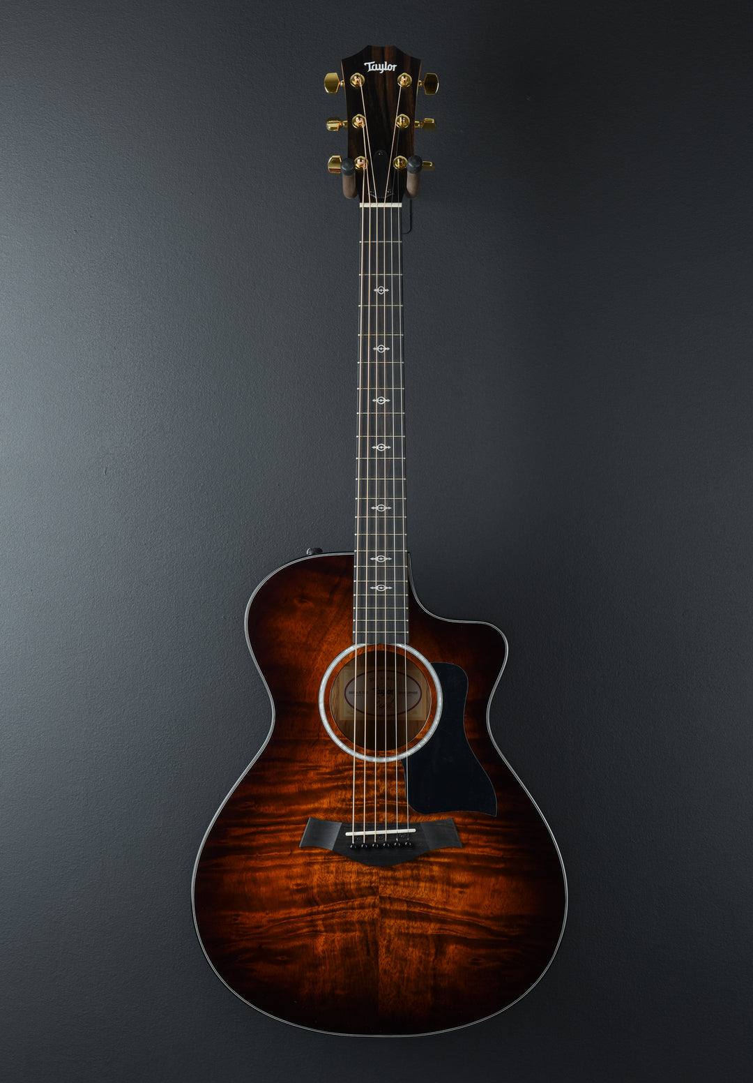USED 222CE-K DLX &