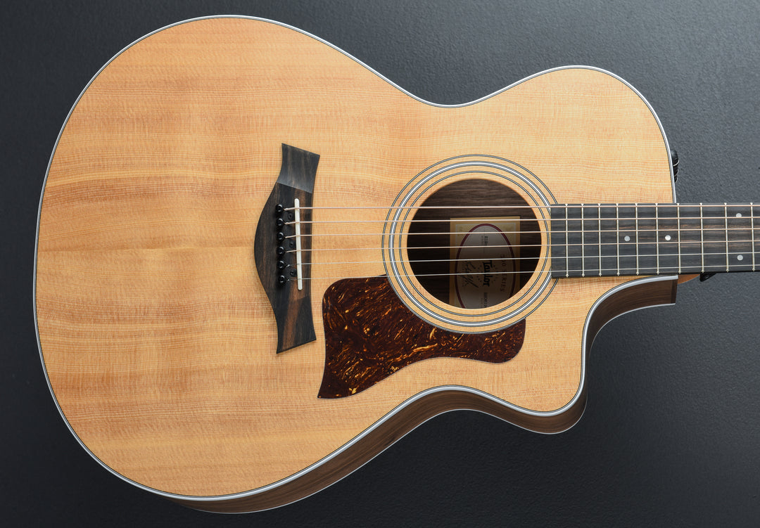 USED 212CE Walnut &