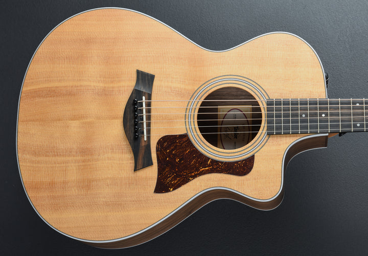 USED 212CE Walnut &