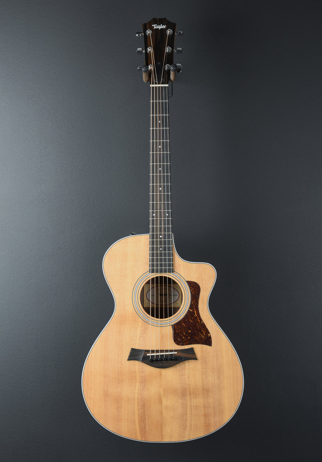 USED 212CE Walnut &