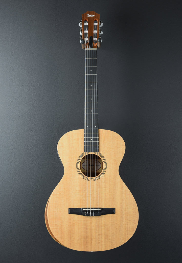 USED Academy 12E-N &