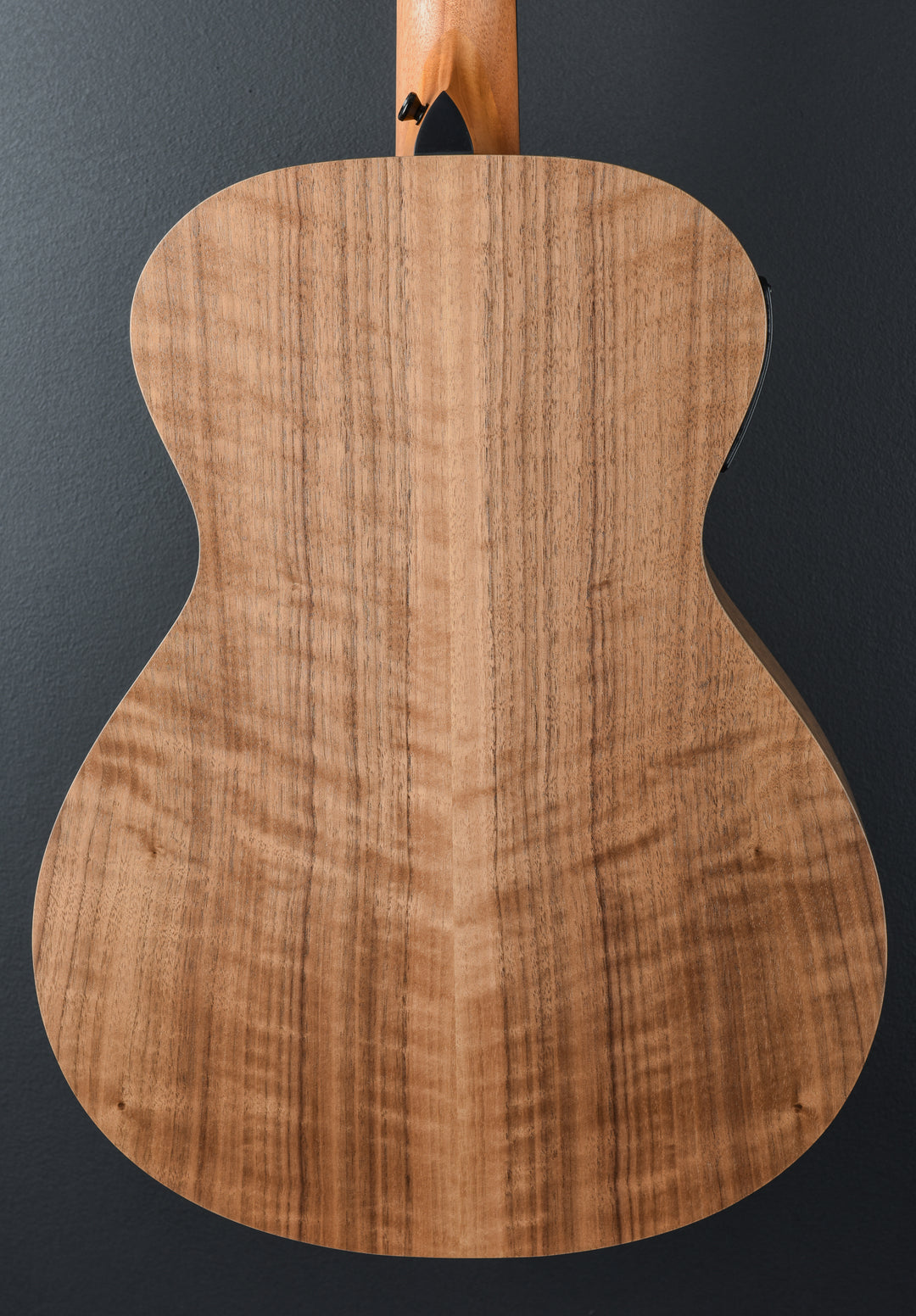 USED Academy 12E-N &