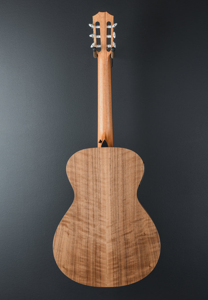 USED Academy 12E-N &