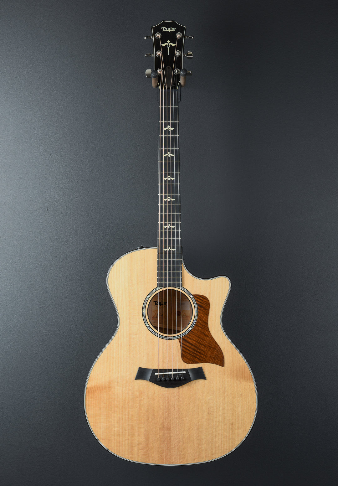 USED 614CE &