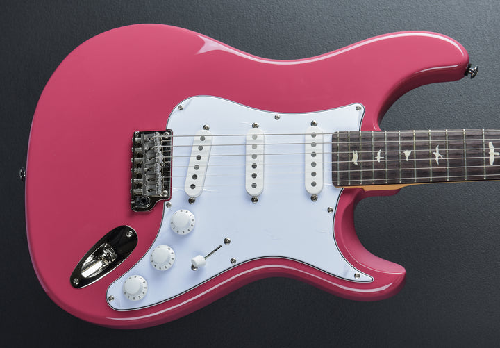 SE Silver Sky Rosewood &