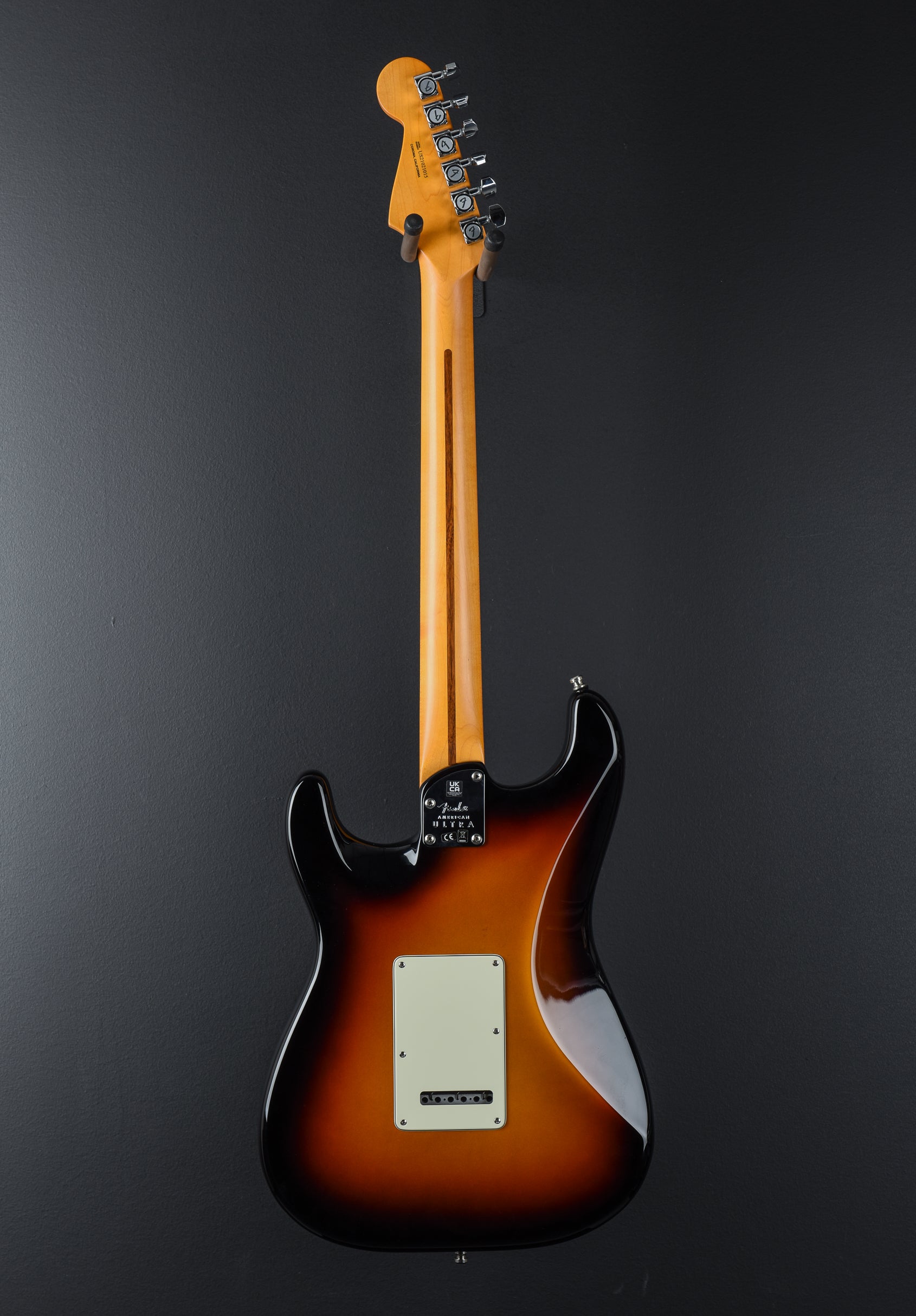 Used Fender American Ultra Strat '22 – Dave's Guitar Shop