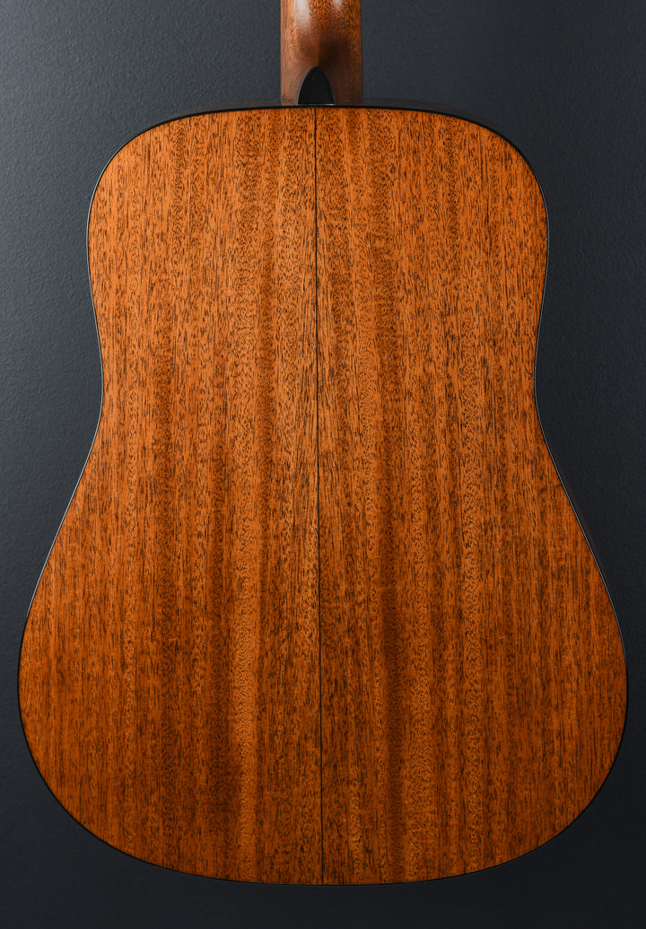 D-18 &