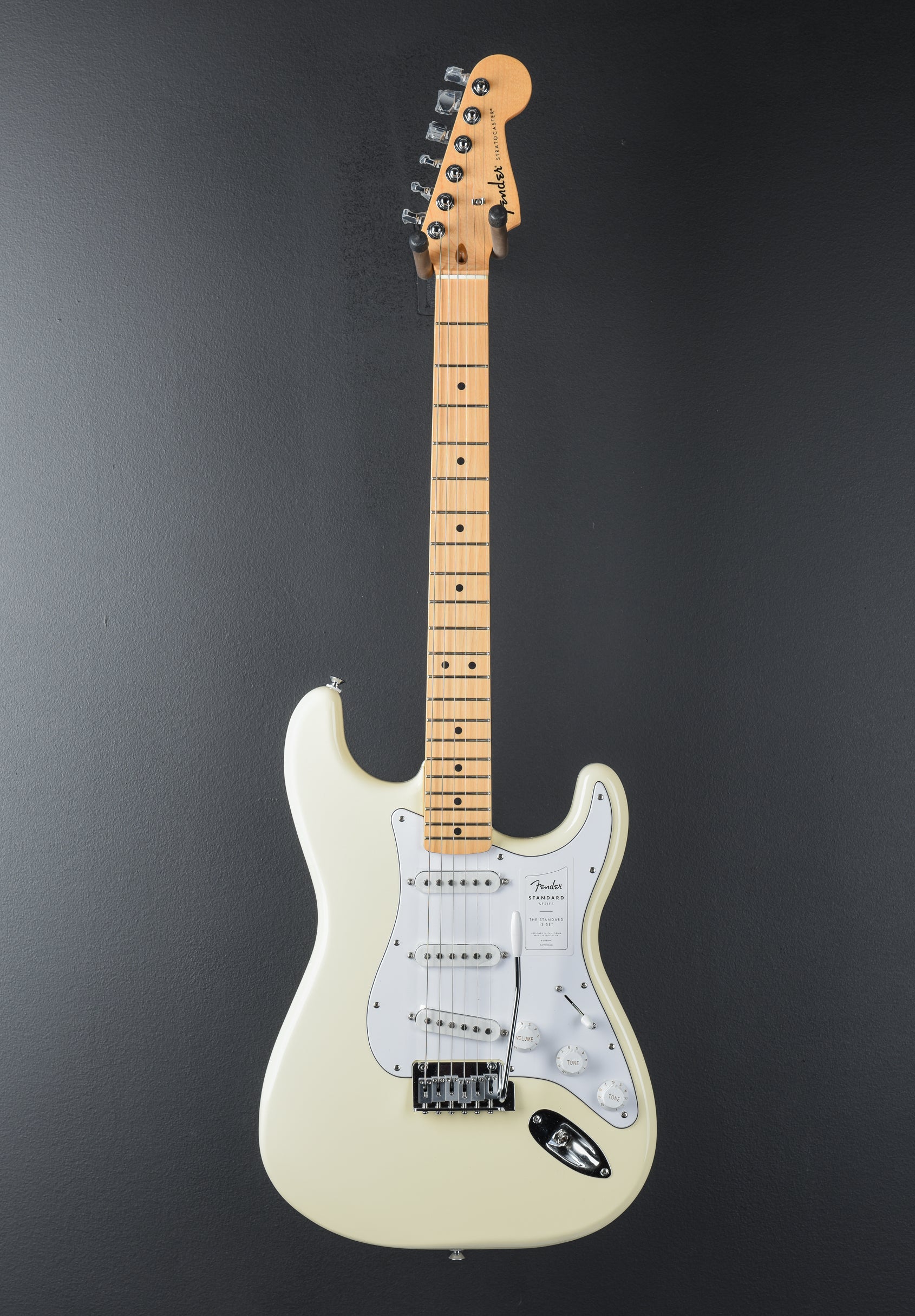 Standard Stratocaster - Olympic White w/Maple – Dave's Guitar Shop