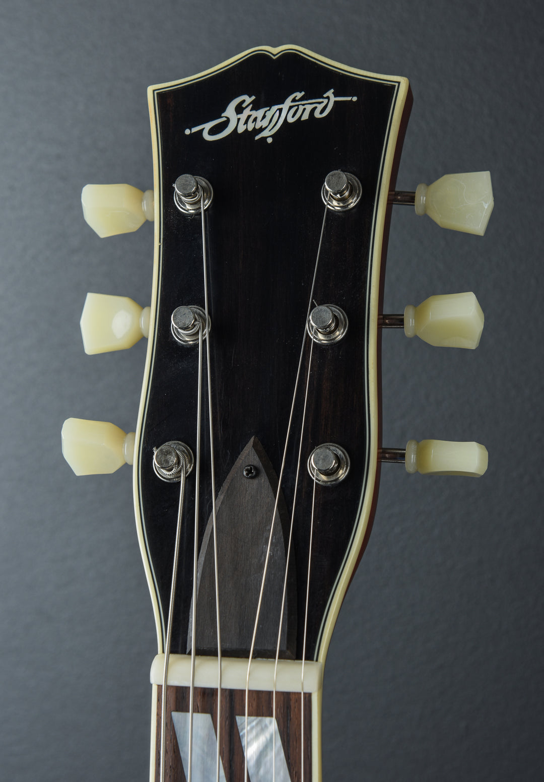 Crossroads Thinline 35 AV, Recent