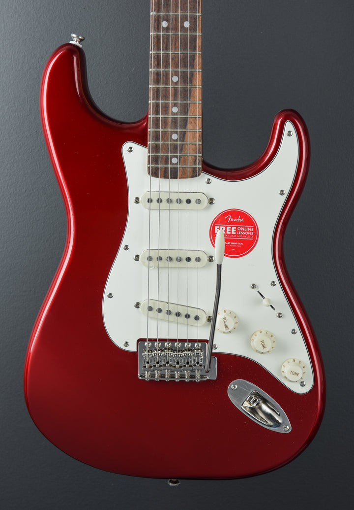Classic Vibe 60’s Stratocaster - Candy Apple Red