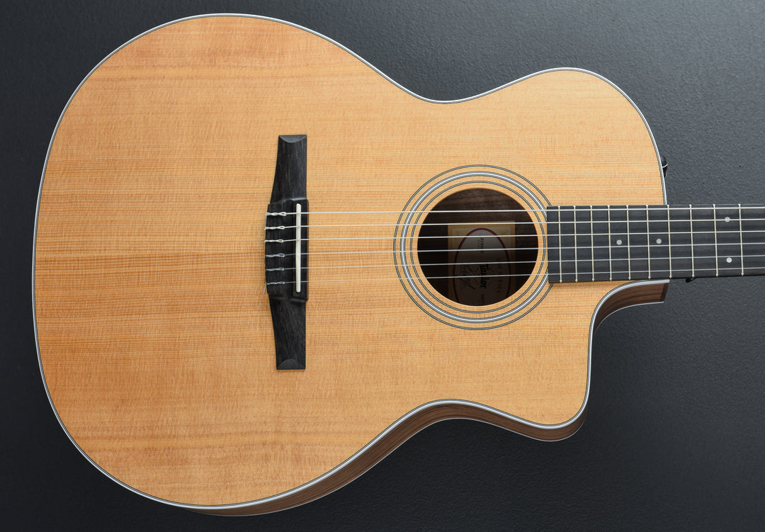 USED 214CE-N Walnut &