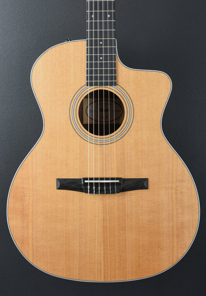USED 214CE-N Walnut &