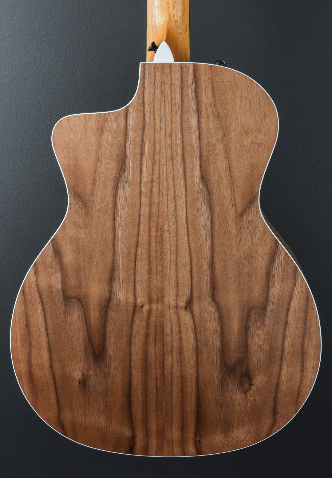 USED 214CE-N Walnut &
