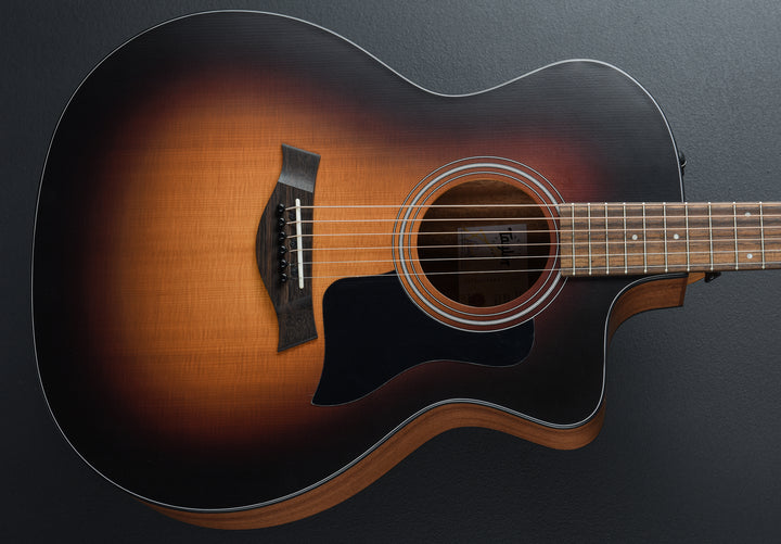 USED 114CE Special Edition &