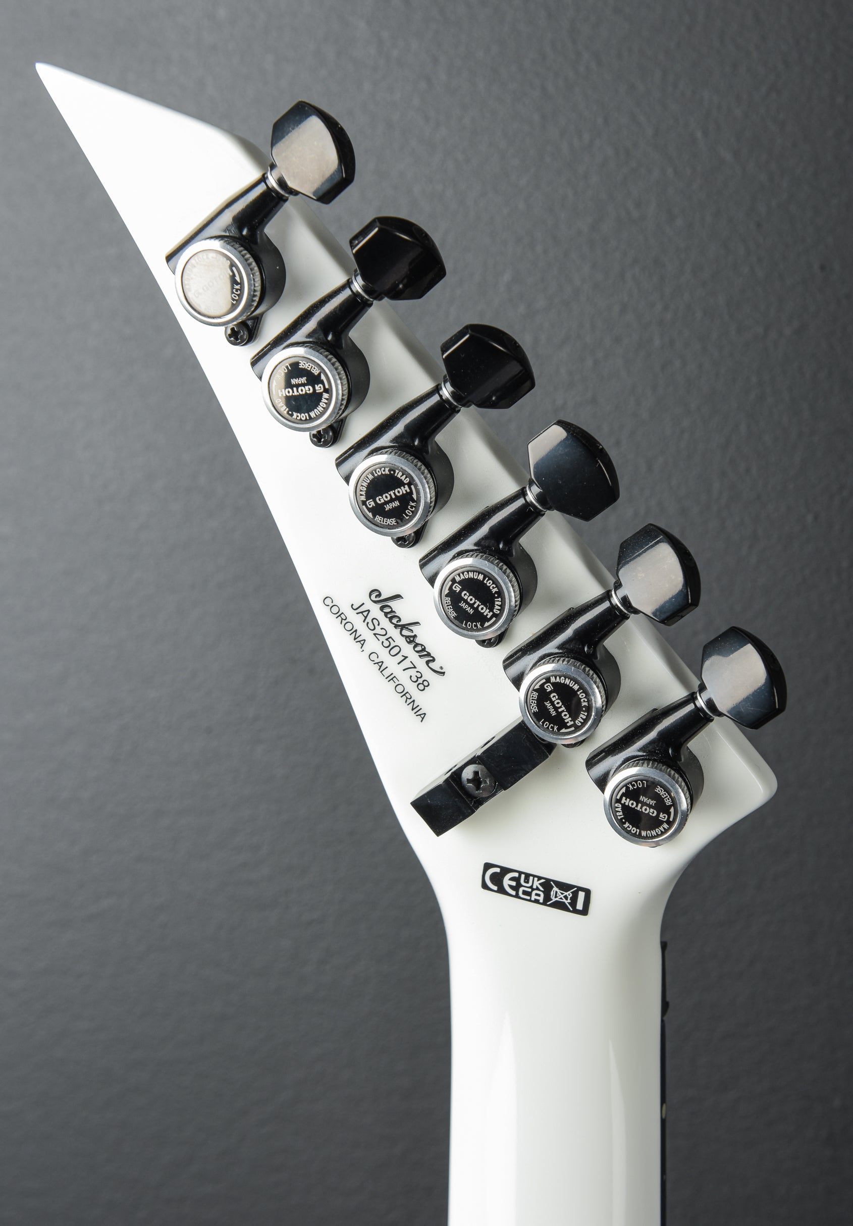 American Series Soloist SL2 DX - Snow White – Dave's Guitar Shop