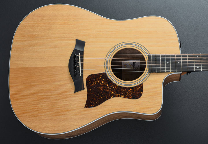 USED 210CE Walnut &