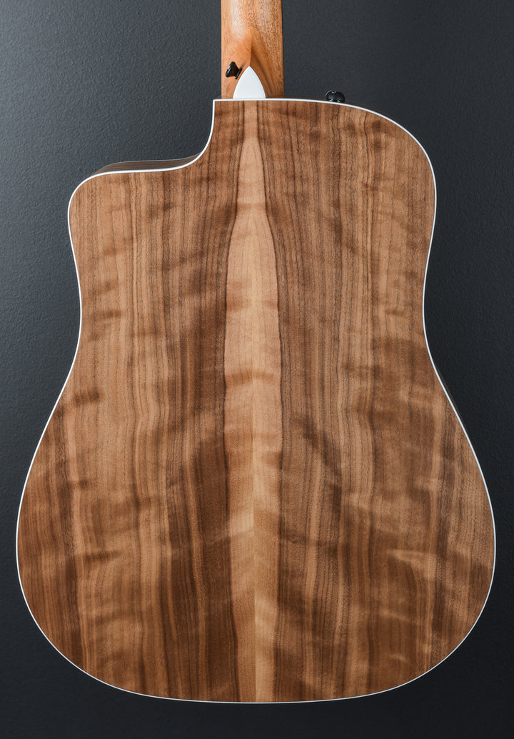 USED 210CE Walnut &