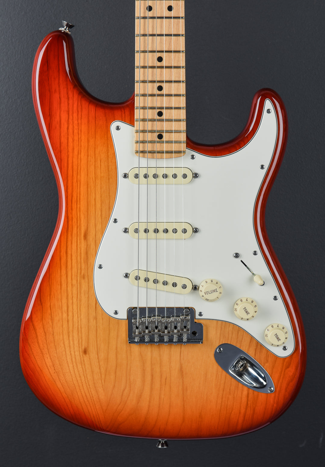 Used American Standard Stratocaster '13