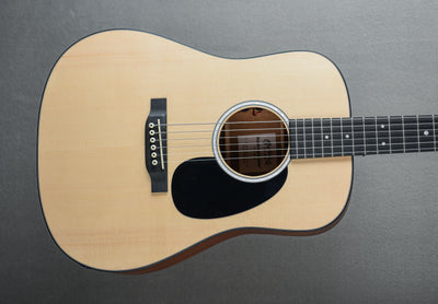 DJr-10E – Sitka Spruce