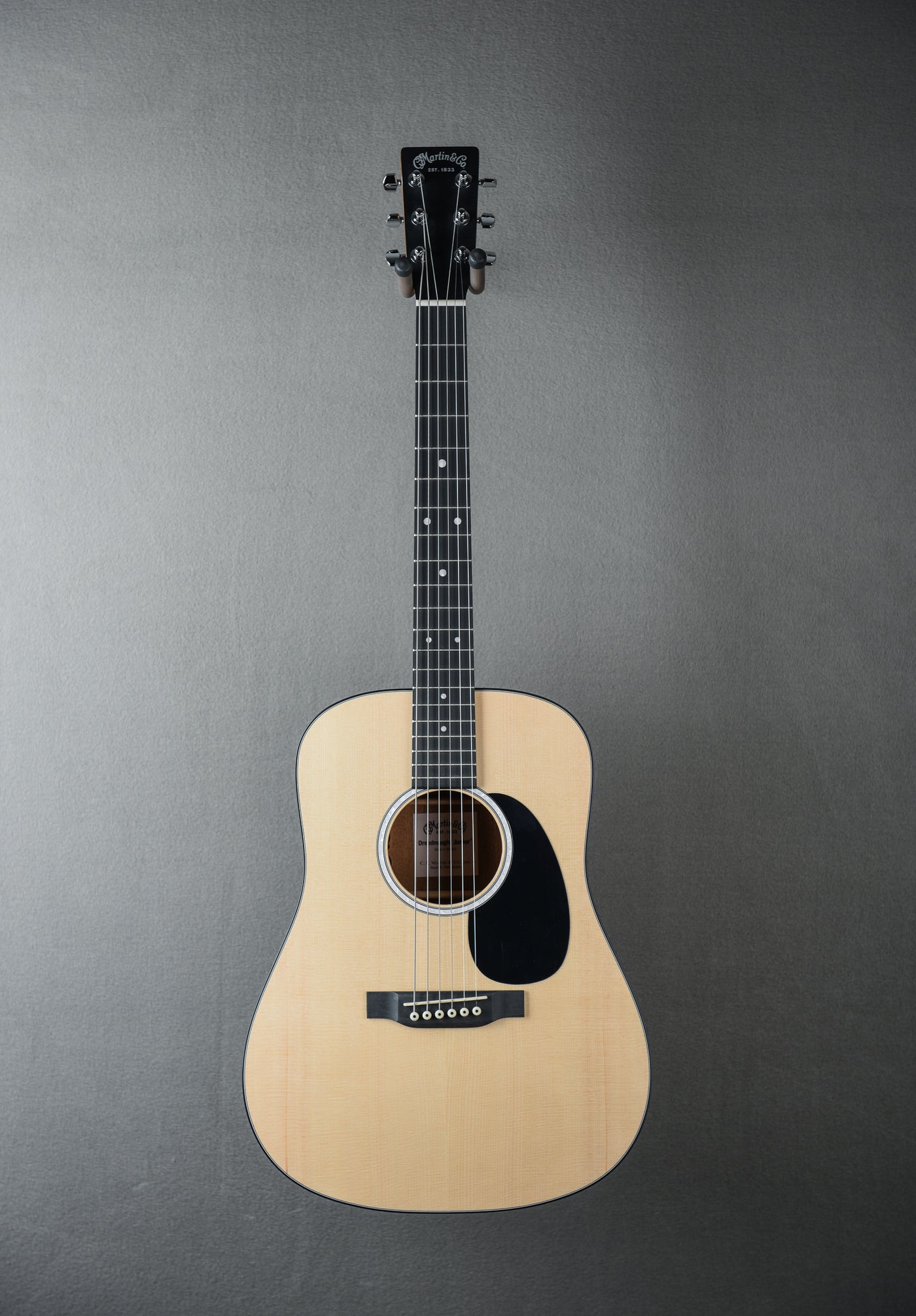DJr-10E – Sitka Spruce
