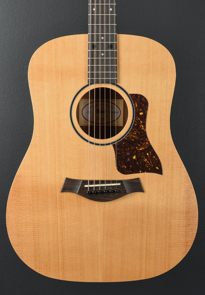 USED Big Baby Taylor (BBT) &
