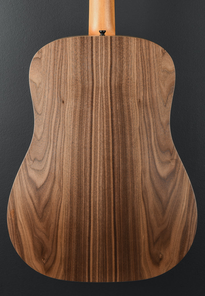 USED Big Baby Taylor (BBT) &
