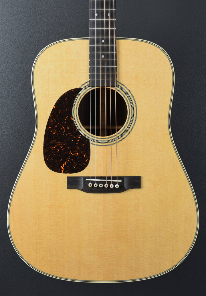 D-28 Left Hand - Gloss Natural