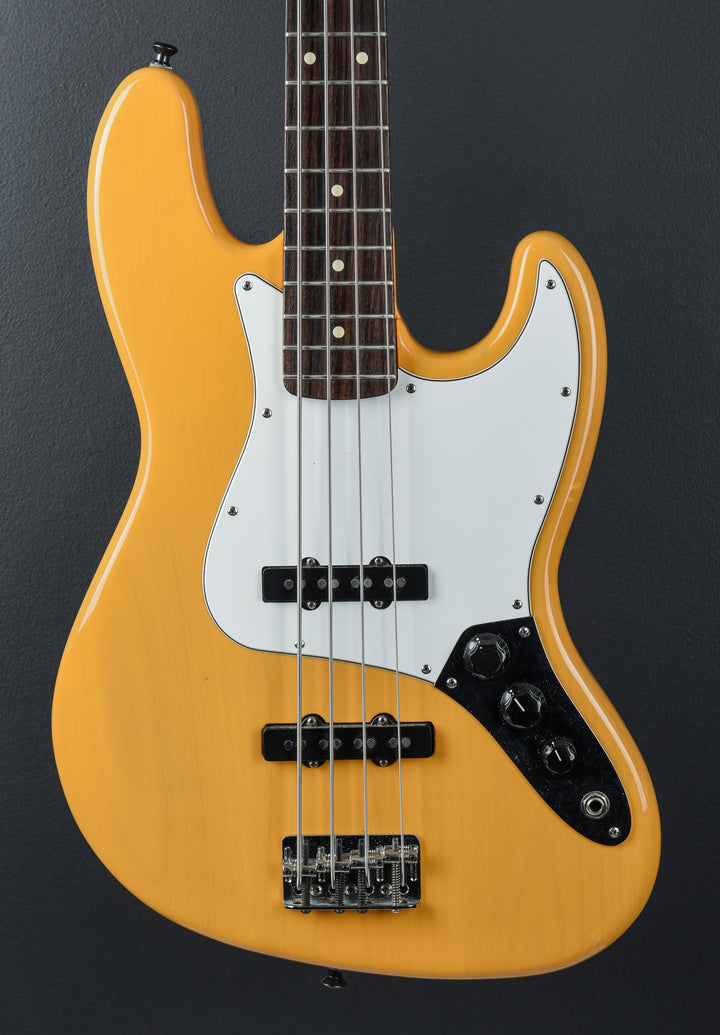 USED American Jazz Bass &