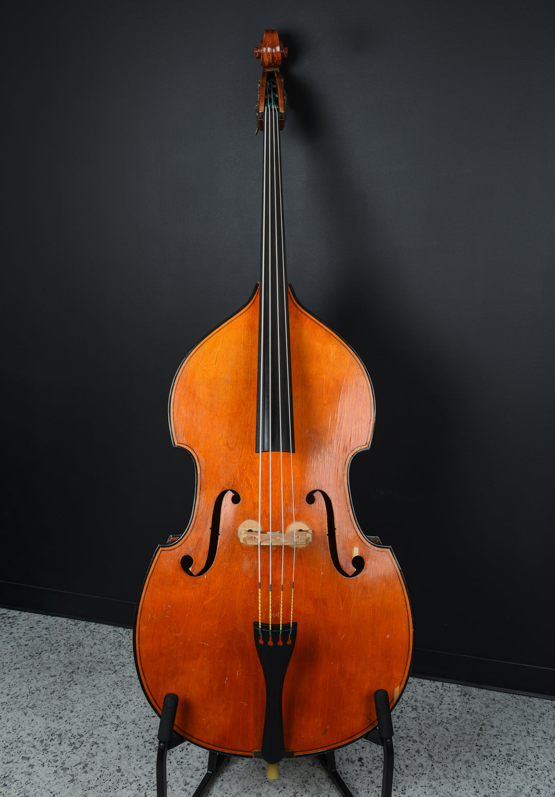 Model 4057 3/4 Size Upright Bass &
