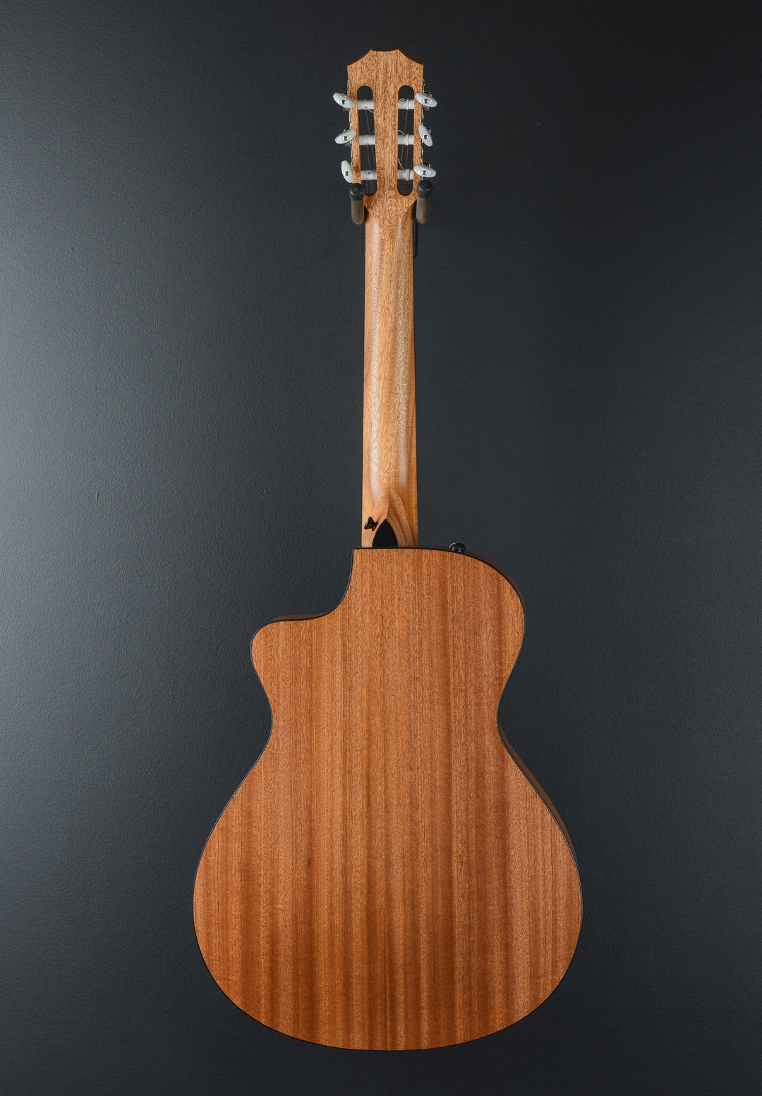 USED 112CE-N &