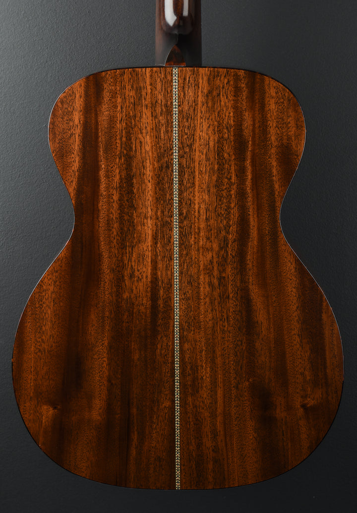 Deep Body OM, AA Sitka Spruce/Mahogany