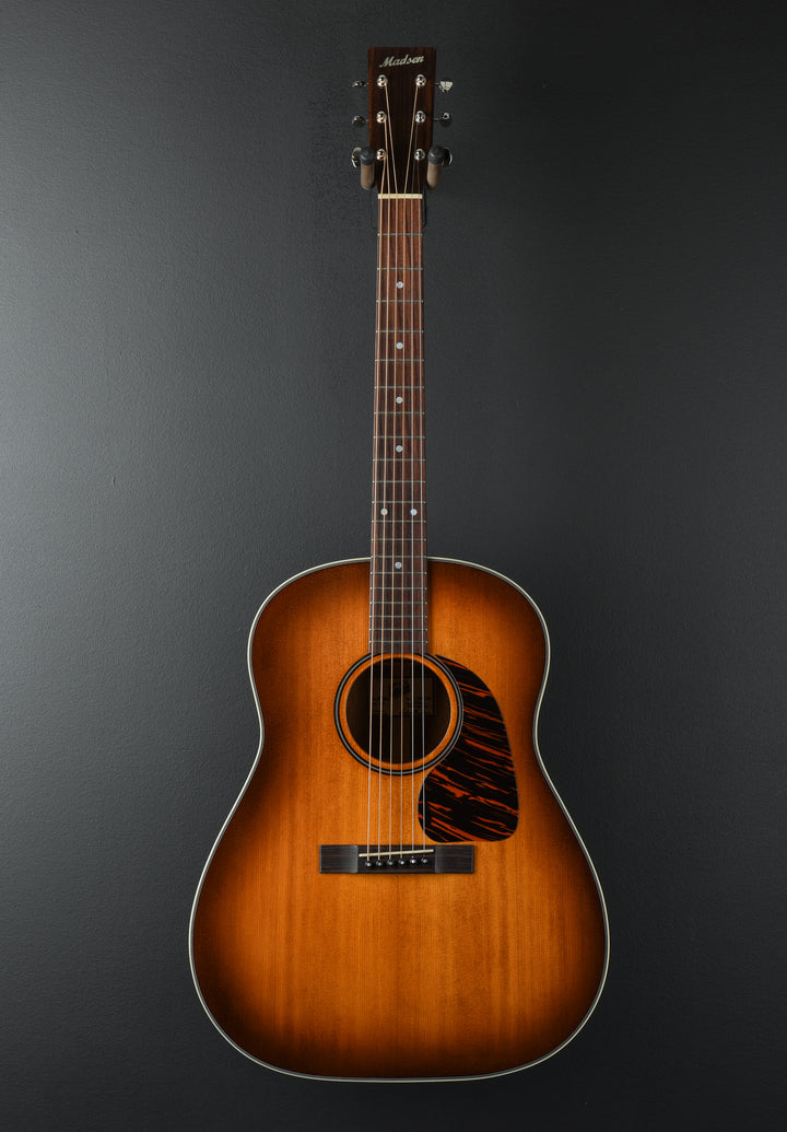 Sloped Shoulder Dreadnought, AA Sitka Spruce/Mahogany
