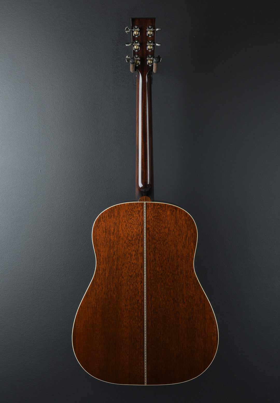 Sloped Shoulder Dreadnought, AA Sitka Spruce/Mahogany
