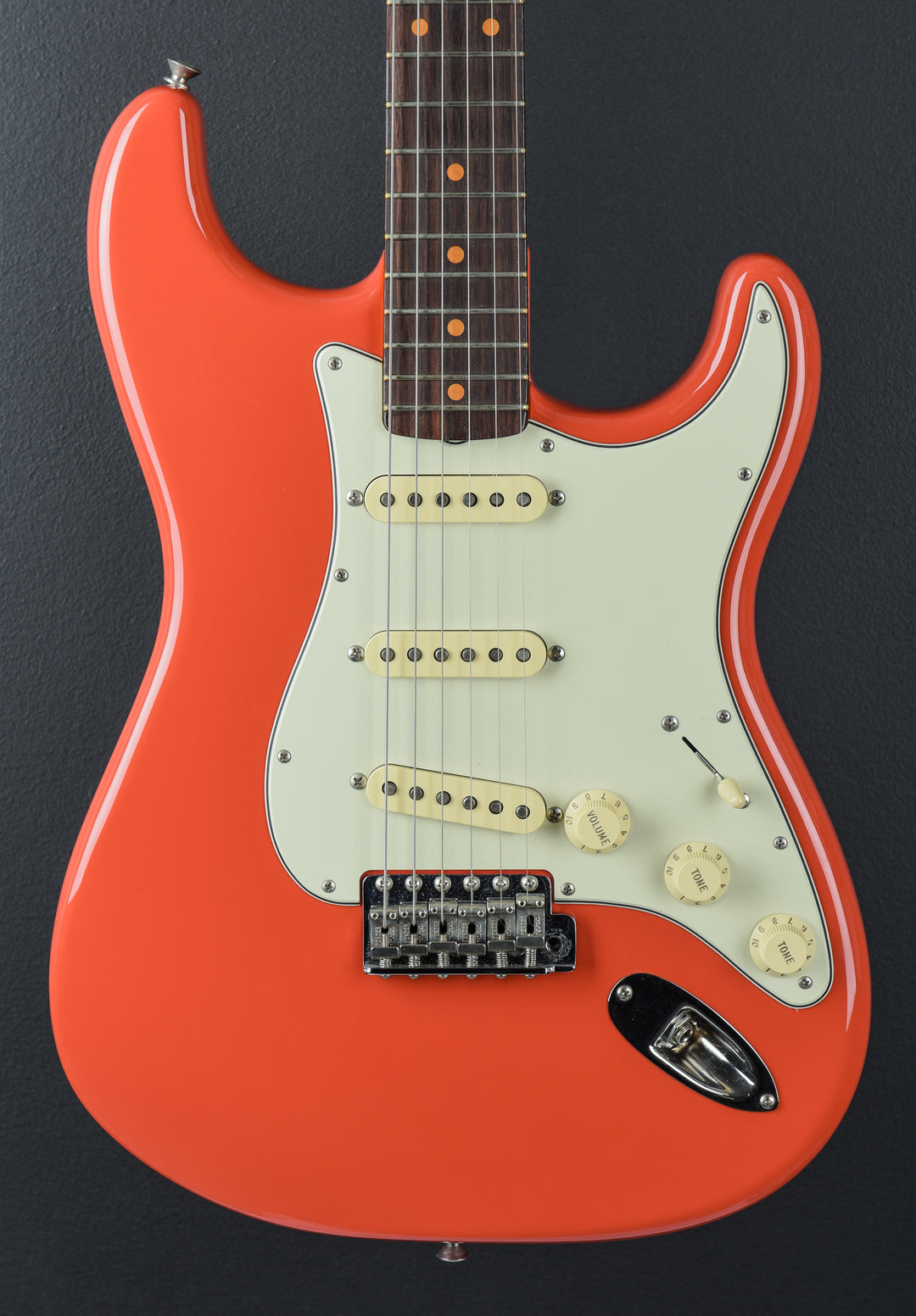 USED American Vintage II 1961 Stratocaster &