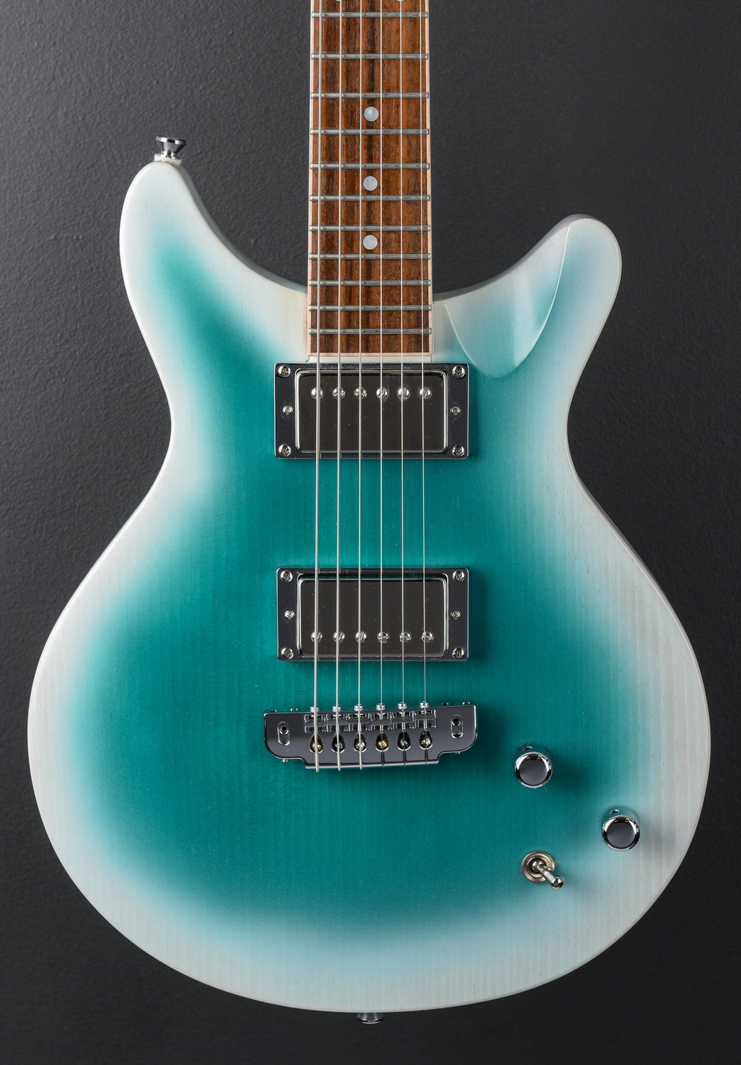 DC - White/Forest Green Burst