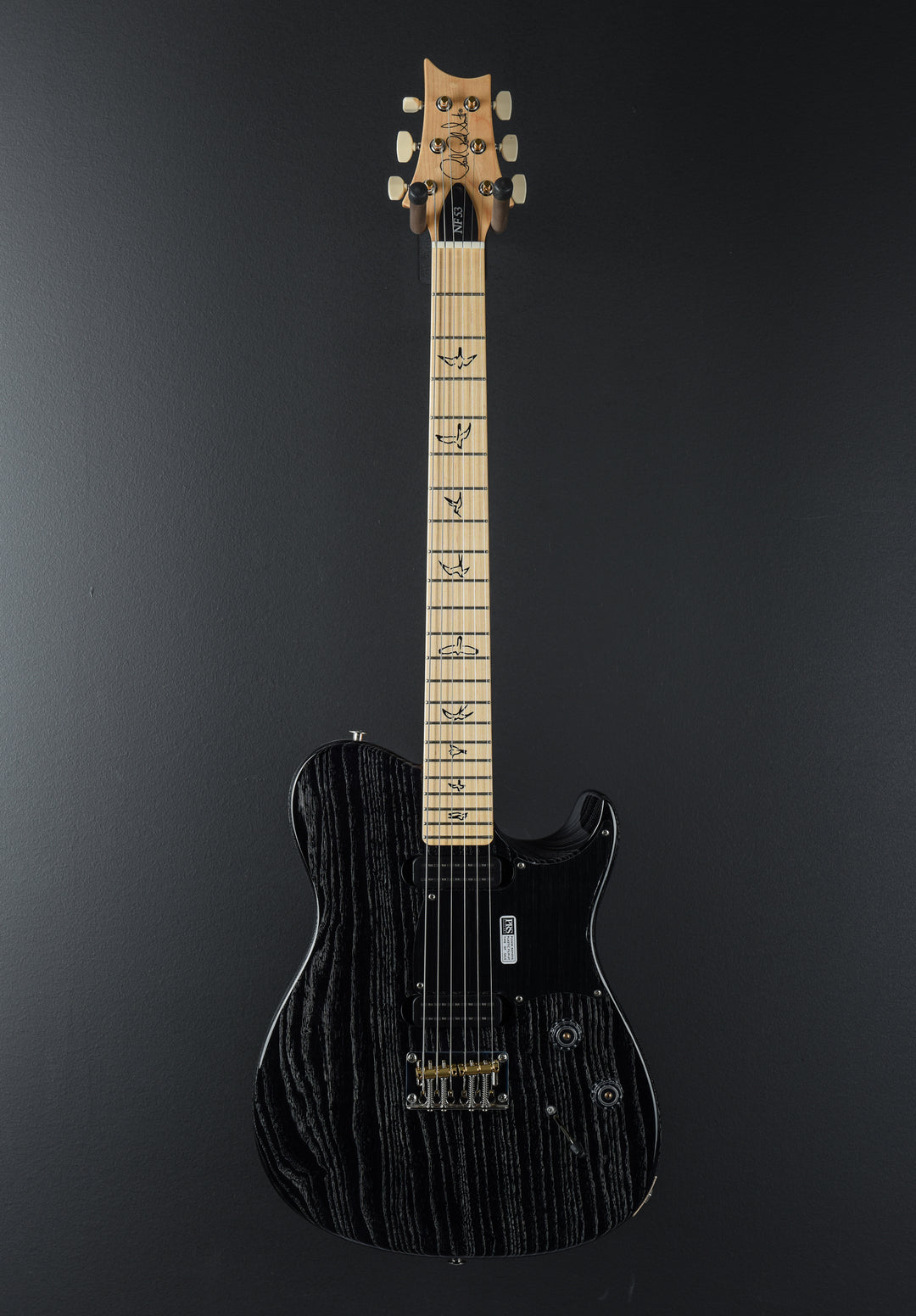 NF53 - Black Doghair