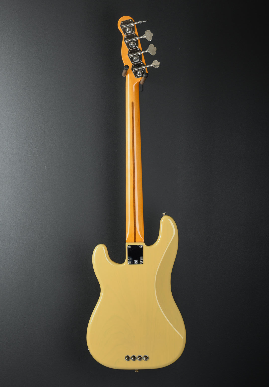 USED '54 AV II P Bass '23